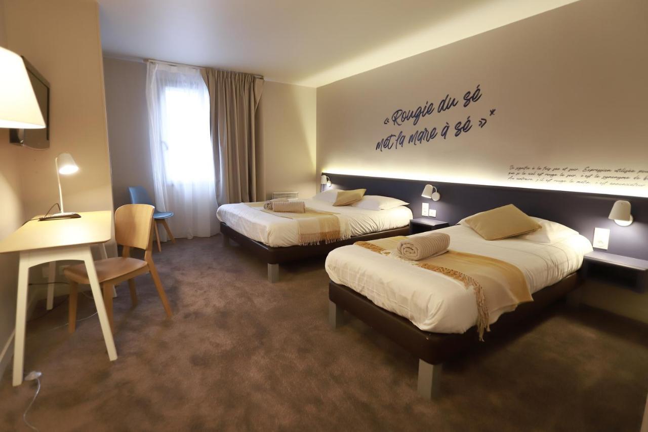 Antares & Hotel La Riviere-Saint-Sauveur