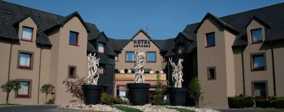 Antares & Hotel La Riviere-Saint-Sauveur