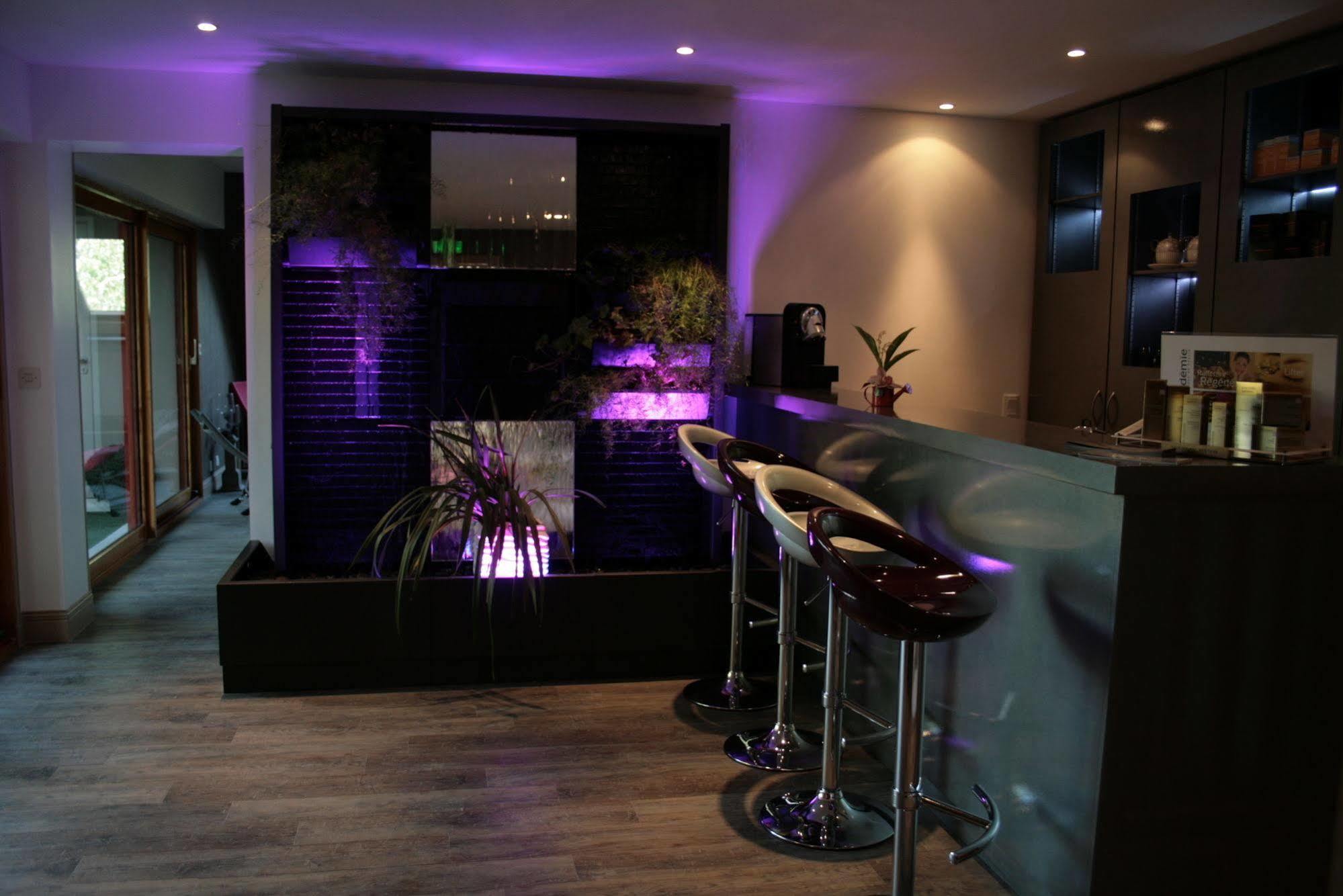 Hotel Antares & La Riviere-Saint-Sauveur